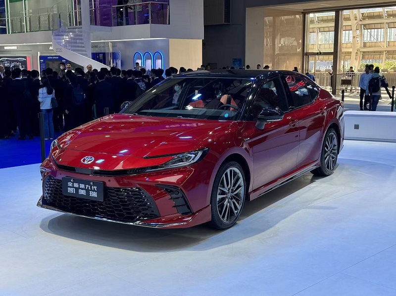 Sedan Pazarında İtibarın Seçimi